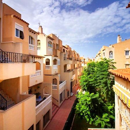 Carmina Apartment, Disfruta Del Sol Y Del Relax! Torrevieja Kültér fotó
