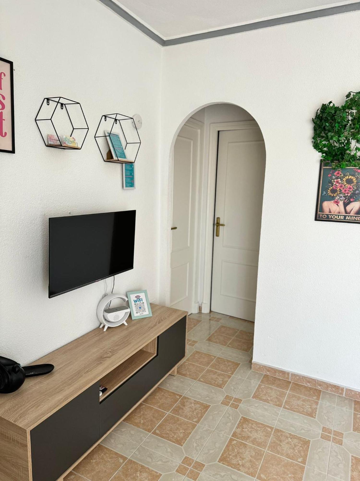 Carmina Apartment, Disfruta Del Sol Y Del Relax! Torrevieja Kültér fotó